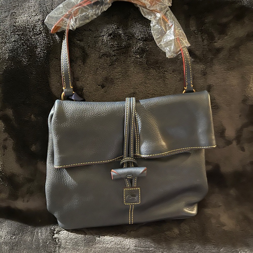 Dooney & Bourke